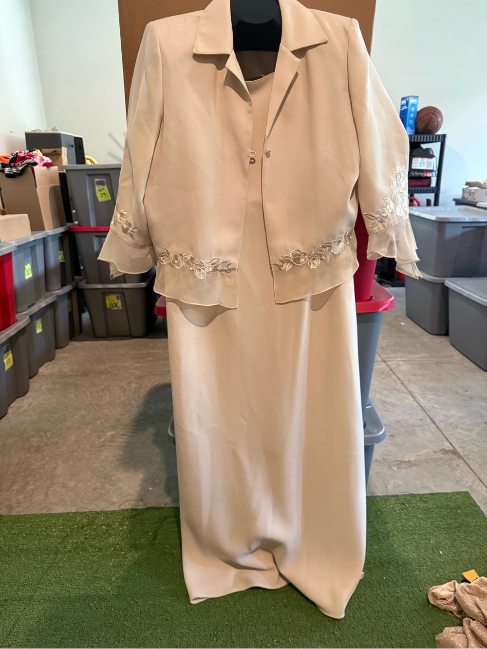 Elegant Cream Two-Piece Dress Suit with Embroidered Trim 104